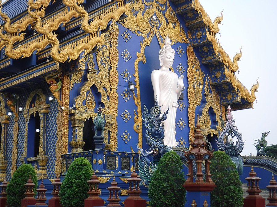 The Bluse Temple Chiangrai Thailand